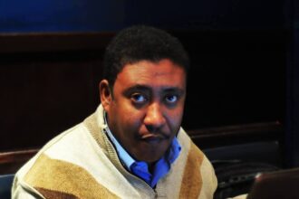 سوداني ينافس على جائزة أفضل صحفيين لعام (2026)