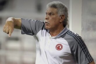 انتقاد حاد من حسن شحاتة لمرموش   