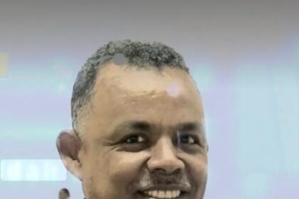 أسامه عبد الماجد يكتب:  إزاحة البرهان.. مشروع الترابي