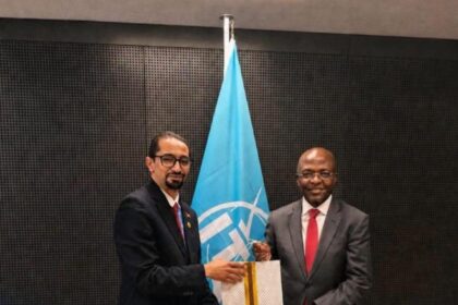 تعاون دولي وترتيبات لتطوير قطاع الإتصالات في السودان