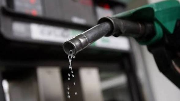 ولايات سودانية تخفض أسعار الوقود