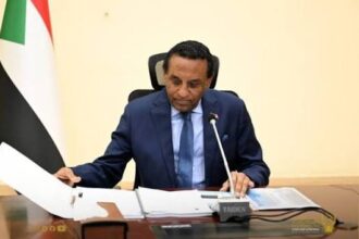 مجلس الوزراء يناقش قضايا مهمة ويحسم قضية الوجود العسكري