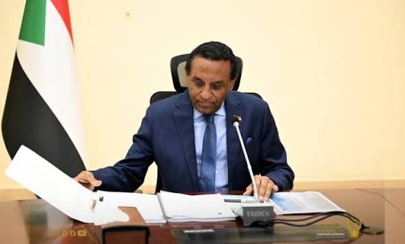 مجلس الوزراء يناقش قضايا مهمة ويحسم قضية الوجود العسكري