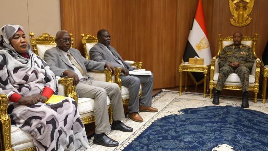 تفاصيل لقاء البرهان مع وفد إتحاد عام النوبة