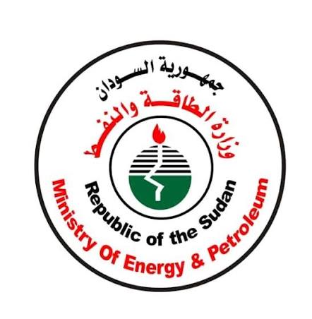 وزارة الطاقة تكشف مفاجأة بشأن الوقود وأسباب إزدحام المحطات 