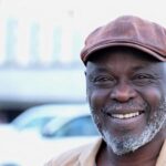 عبد العزيز بركة ساكن يعود إلى السودان برسائل سياسية ساخنة